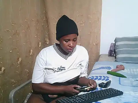 SexyMbali 01 online show from April 26, 8:28 pm