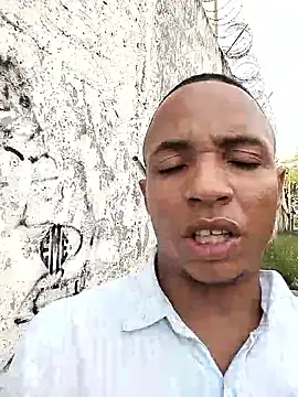 Andreskelly online show from February 5, 9:08 pm