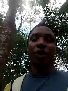 Andreskelly online show from April 3, 7:01 pm