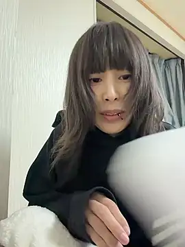 M Lize online show from December 14, 11:37 am