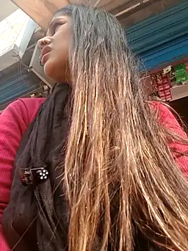 nehakapoor89 online show from December 14, 7:36 am