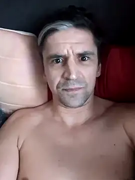 Johnbernard online show from January 16, 9:30 pm