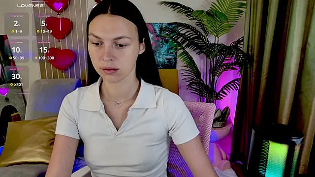 MaxinCarroll online show from July 1, 9:44 am