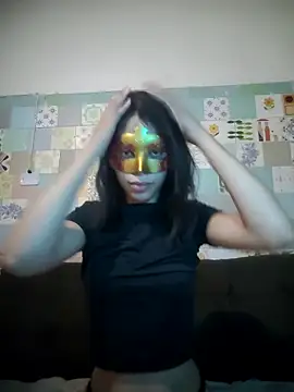 analuizaxxny online show from March 23, 11:31 pm