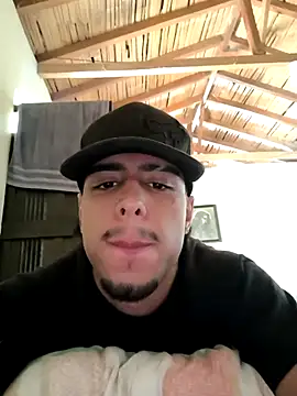 Snapshot of zorco_model chatting on December 15, 2:10 pm zorco model online show from December 15, 2:10 pm