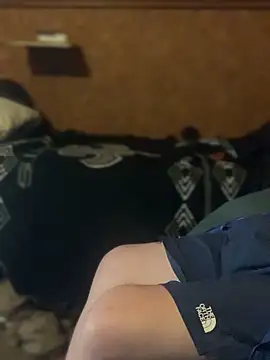 Snapshot of Ldnick69 chatting on March 2, 6:47 am Ldnick69 online show from March 2, 6:47 am