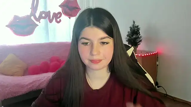 KisaModel online show from February 20, 8:16 am