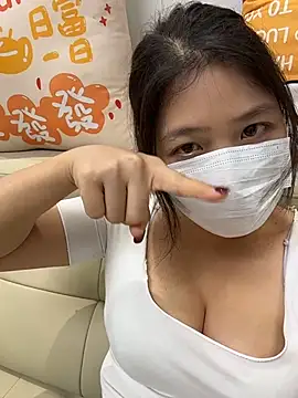 qwe522522 online show from April 23, 3:14 pm