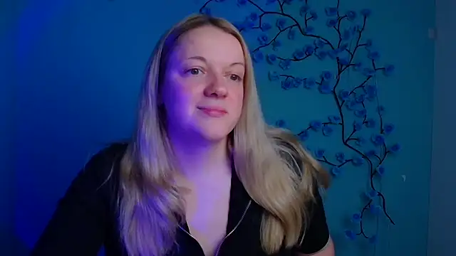 Snapshot of Samantha_Gloww chatting on December 14, 1:16 pm Samantha Gloww online show from December 14, 1:16 pm