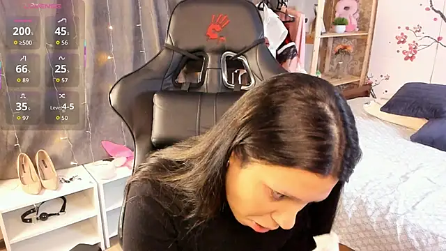 Snapshot of Nicole_Pars chatting on December 18, 7:25 am Nicole Pars online show from December 18, 7:25 am