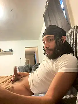 bigdickpapi19 online show from December 13, 8:58 pm