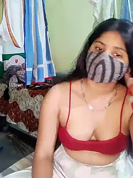 Snapshot of Cuple_masti72 chatting on April 7, 4:02 am Cuple masti72 online show from April 7, 4:02 am