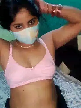 Snapshot of Cuple_masti72 chatting on May 13, 9:39 am Cuple masti72 online show from May 13, 9:39 am
