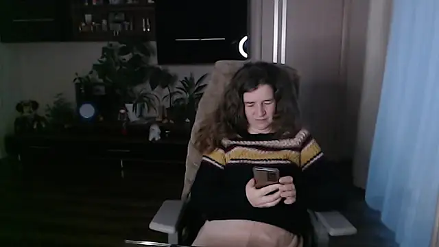 Snapshot of SofiaBoone chatting on February 3, 5:27 am SofiaBoone online show from February 3, 5:27 am