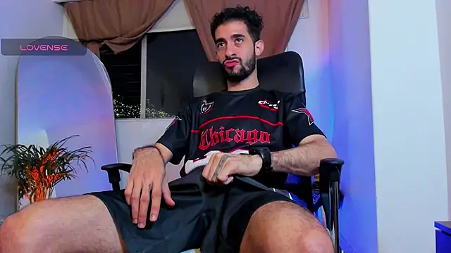  YOURHERO online show from April 19, 3:50 am