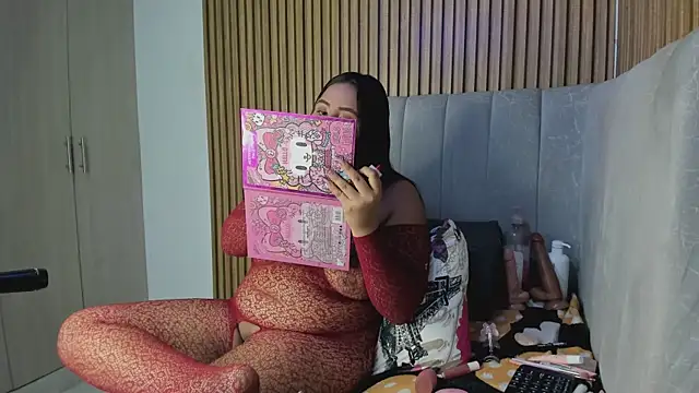 TiifanyGrey online show from January 13, 3:01 am