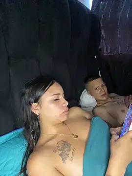 liliymike19 online show from December 21, 7:21 pm