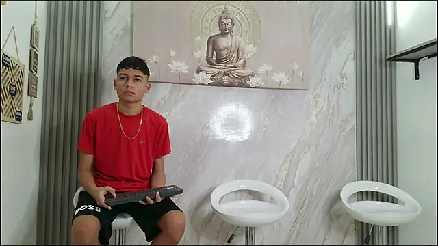 HORNY PRETTY online show from February 12, 1:17 pm