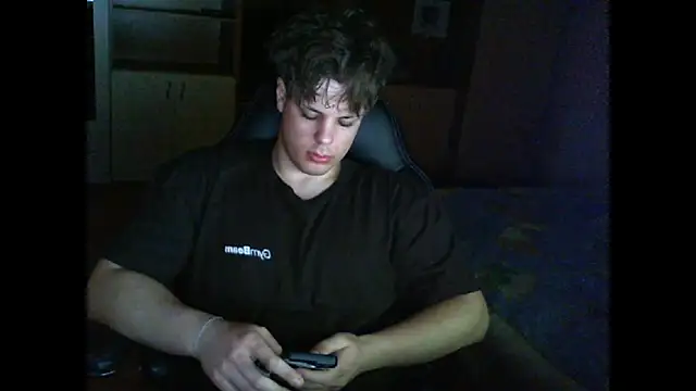 GymGuy0505 online show from February 24, 4:05 pm