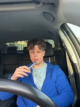 GymGuy0505 online show from March 18, 5:43 am