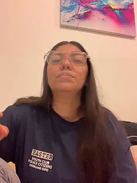 Snapshot of giny_sexii chatting on December 14, 5:57 am giny sexii online show from December 14, 5:57 am