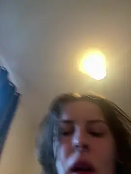 NaughtyAmeliaa online show from March 27, 6:29 pm