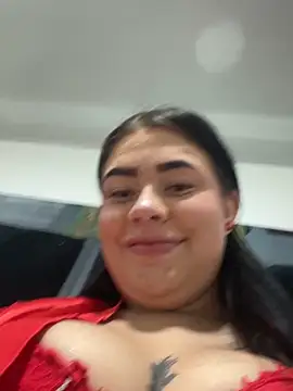 Snapshot of Natiis2226 chatting on December 18, 12:38 am Natiis2226 online show from December 18, 12:38 am