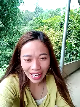 little-effy online show from April 21, 6:52 am