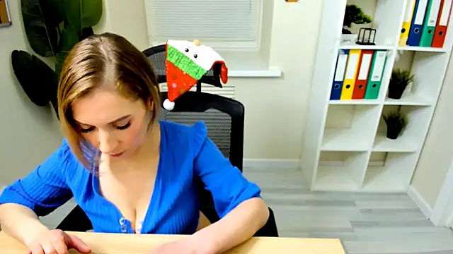 DakotaShelton online show from December 21, 6:09 am