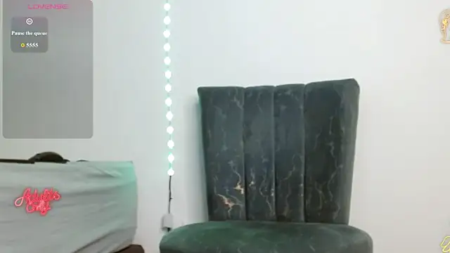 kyro estrada online show from April 18, 11:38 pm