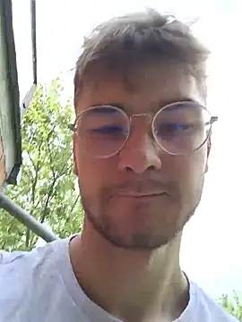 Max69690 online show from July 1, 8:16 am