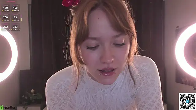 EmmaPratt online show from April 11, 12:37 am