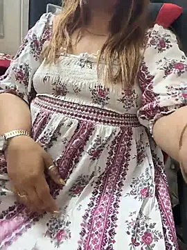 butterflyslay online show from March 29, 7:41 am