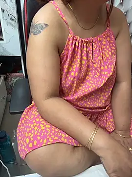 butterflyslay online show from April 6, 6:36 am