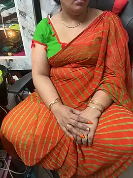 butterflyslay online show from April 18, 1:09 am