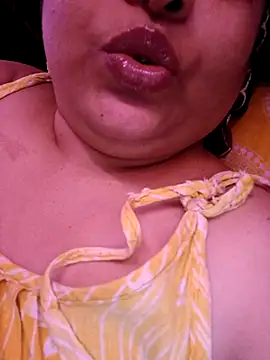 peu8 online show from March 2, 5:09 pm