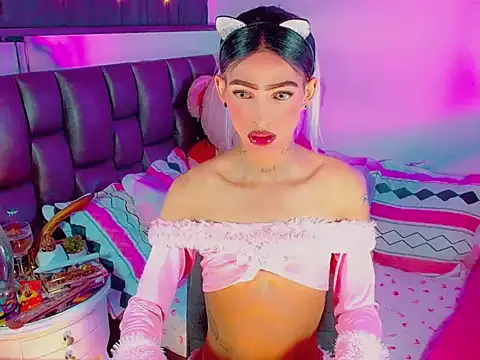 agathaferrer3 online show from February 18, 6:42 am