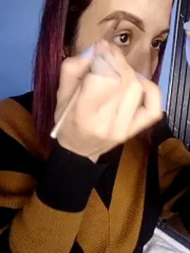 Moolly Evanz online show from April 21, 2:56 pm