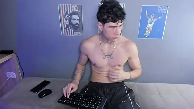 Criss Adams online show from March 5, 2:07 am