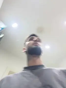 Juliann69Ramiro online show from February 19, 4:03 pm