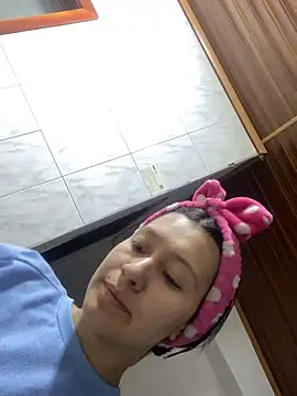 MiaFox 03 online show from April 26, 5:27 am