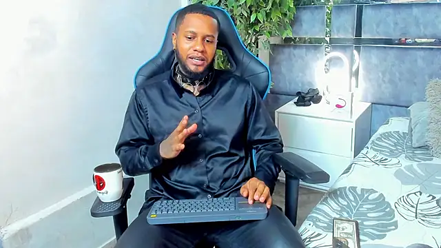 jay jhonson01 online show from March 26, 2:50 am