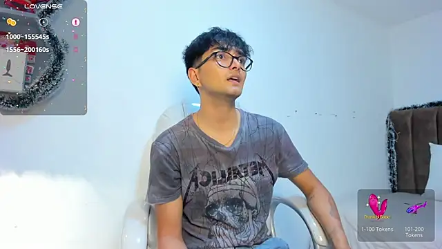 Archie 77 online show from December 15, 7:07 pm