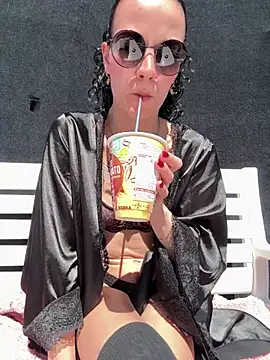 dein traumchen online show from April 22, 11:01 am