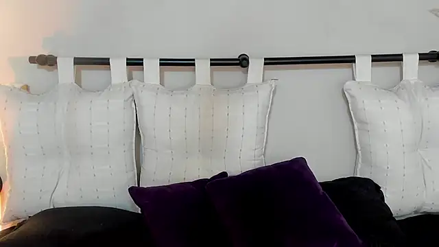 sophie blake   online show from March 5, 4:30 am