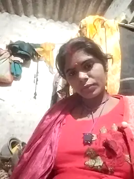 Snapshot of Sexy_Rajkumari123 chatting on December 14, 1:11 am Sexy Rajkumari123 online show from December 14, 1:11 am