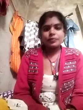Sexy Rajkumari123 online show from January 8, 7:54 am