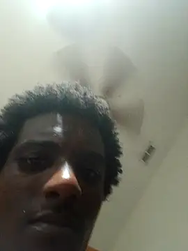 Snapshot of Teeskii_ chatting on December 18, 1:55 am Teeskii online show from December 18, 1:55 am