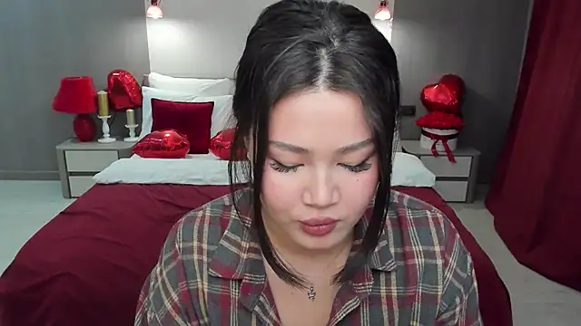 Brunette Charm online show from February 22, 6:17 pm