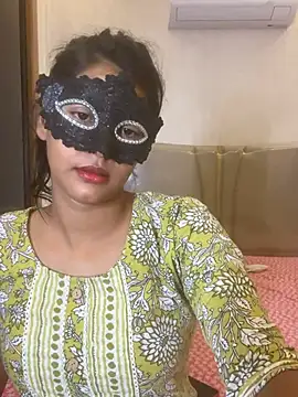 Snapshot of Cutie_Seema chatting on July 21, 1:57 pm Cutie Seema online show from July 21, 1:57 pm
